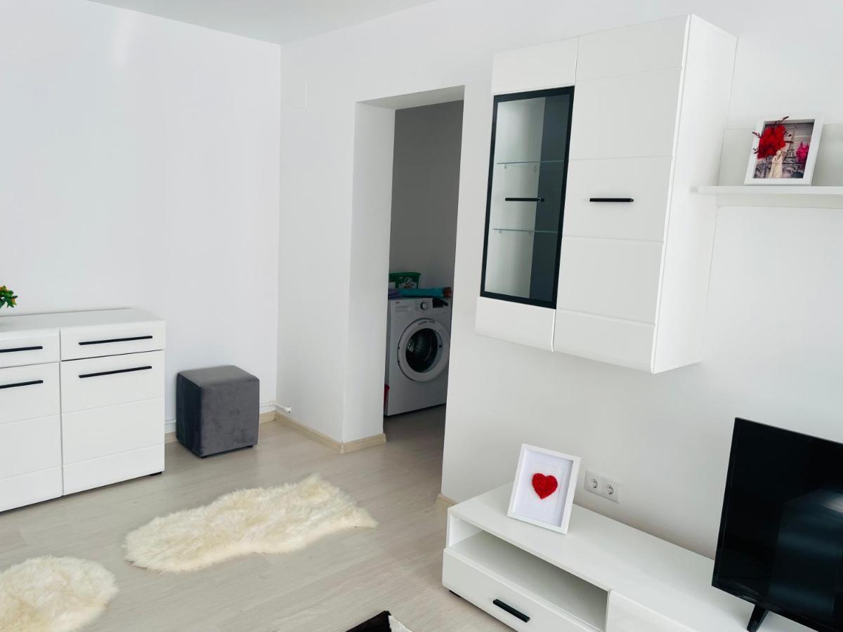 Apartament Incantator Κραϊόβα Εξωτερικό φωτογραφία