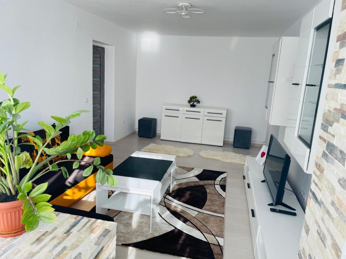 Apartament Incantator Κραϊόβα Εξωτερικό φωτογραφία